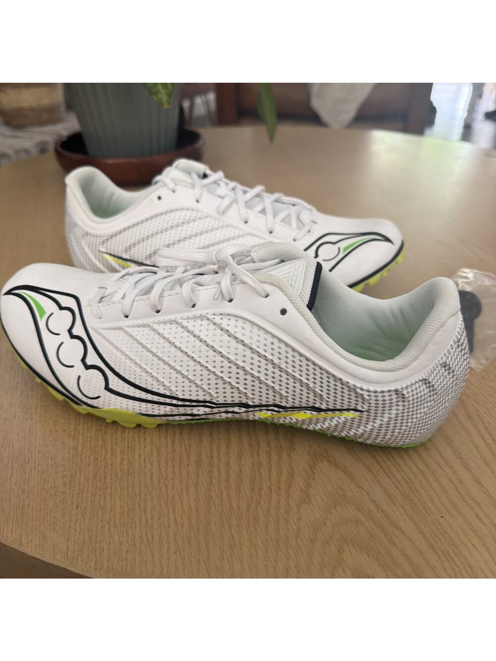 Saucony Spitfire 5 Mens 10 White Green Track Spike S29055-75 - No Spikes!